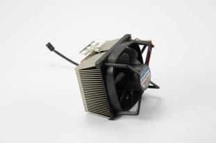 CPU Kühler für AMD und Intel Sockel
